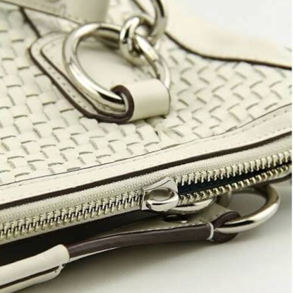 Authentic coach - Picture 6 of 8